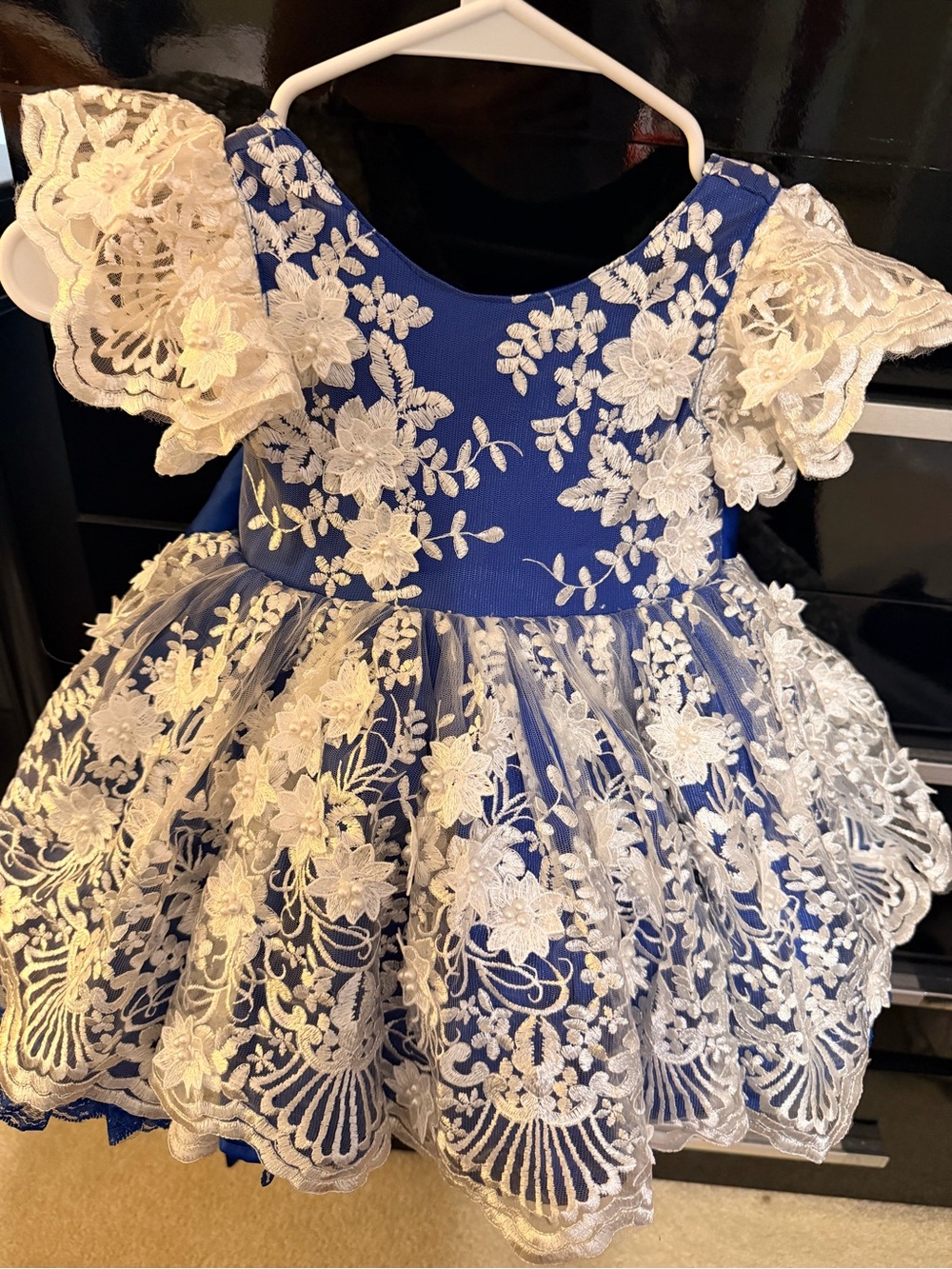 Carriage House Boutique Blue Lace Floral Party Dress for Kids nwt size 4